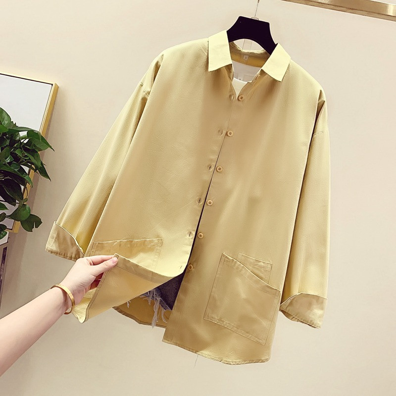 Cămașă modernă de damă cu guler clasic în alb, albastru, galben și verde