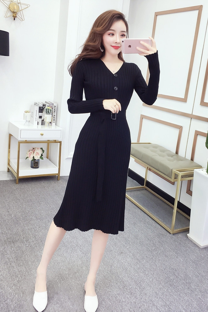 Rochie de dama mulata de culoare bej cu nasturi si curea