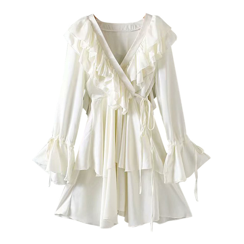 Rochie elegantă de damă, cu decolteu spitz, în alb