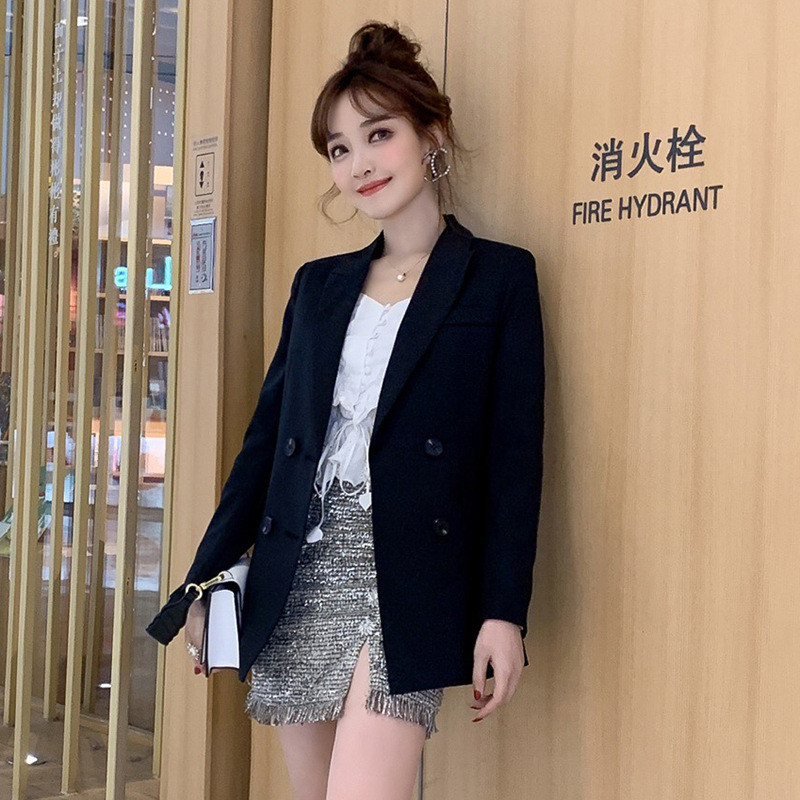 Geaca de dama eleganta cu nasturi in mai multe culori