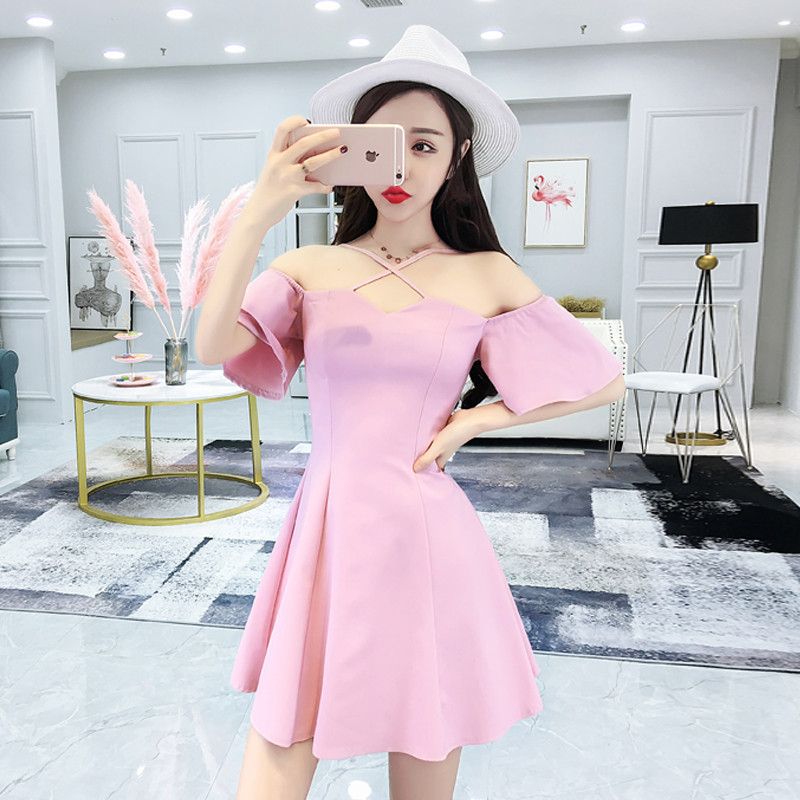 Rochie de damă topică cu mâneci căzute în două culori