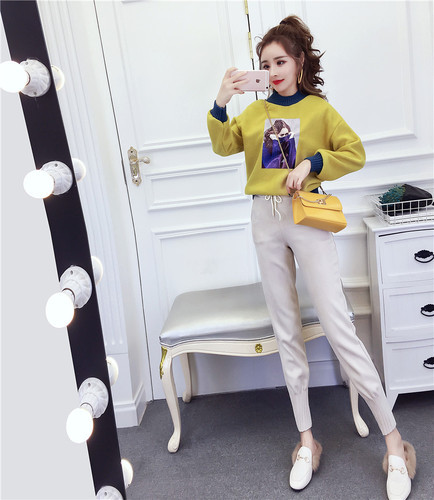 Set de bluză de damă cu aplicație și pantaloni