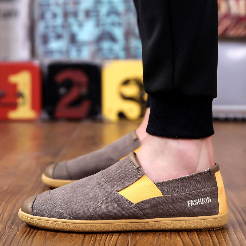 Модерни мъжки ежедневни обувки с равна подметка в няколко цвята