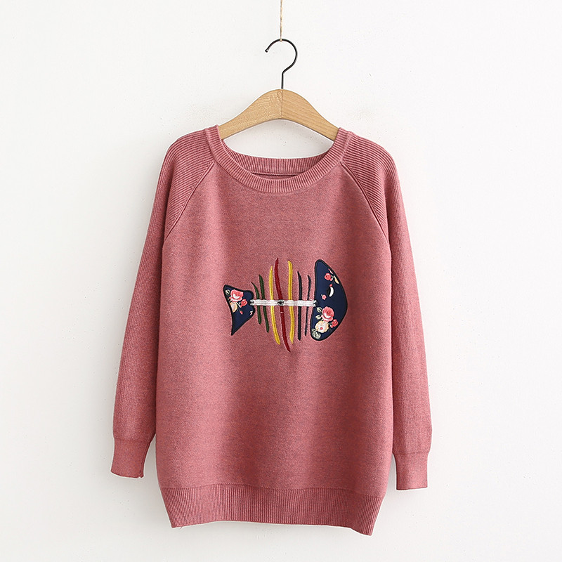 Pulover de dama model nou cu broderie si decolteu O in doua culori