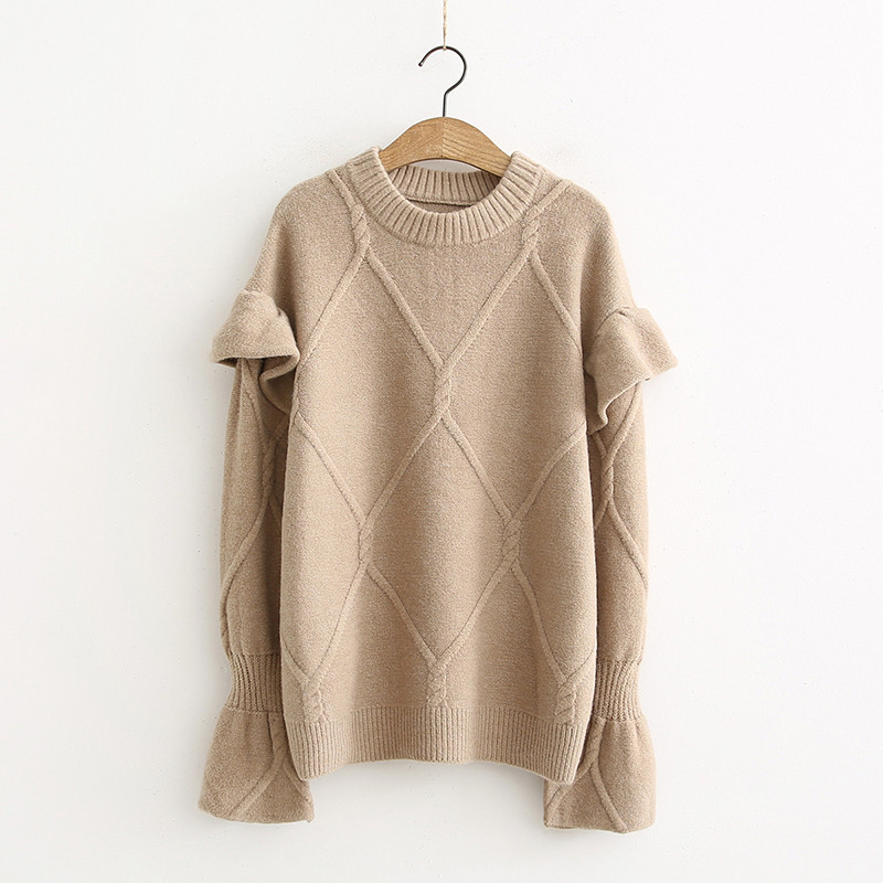 Pulover de damă modern în alb, albastru-maro și roz