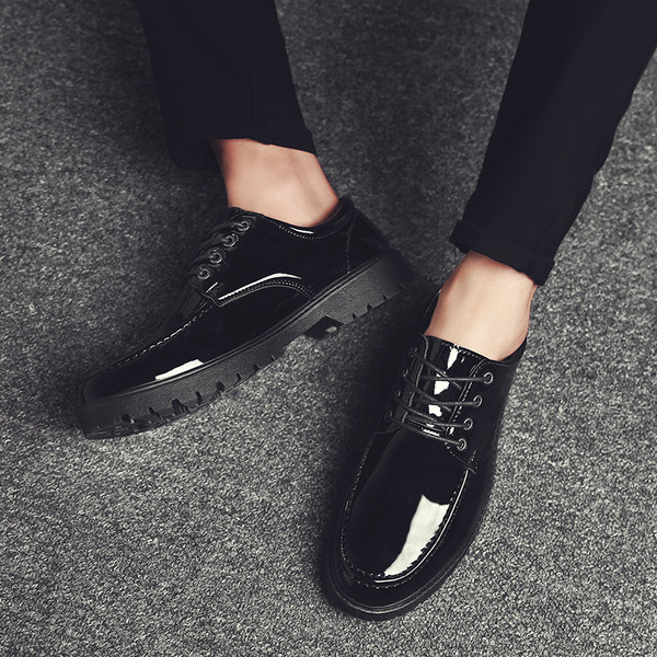 Pantofi barbatesti eleganti cu sireturi din piele ecologica in trei culori