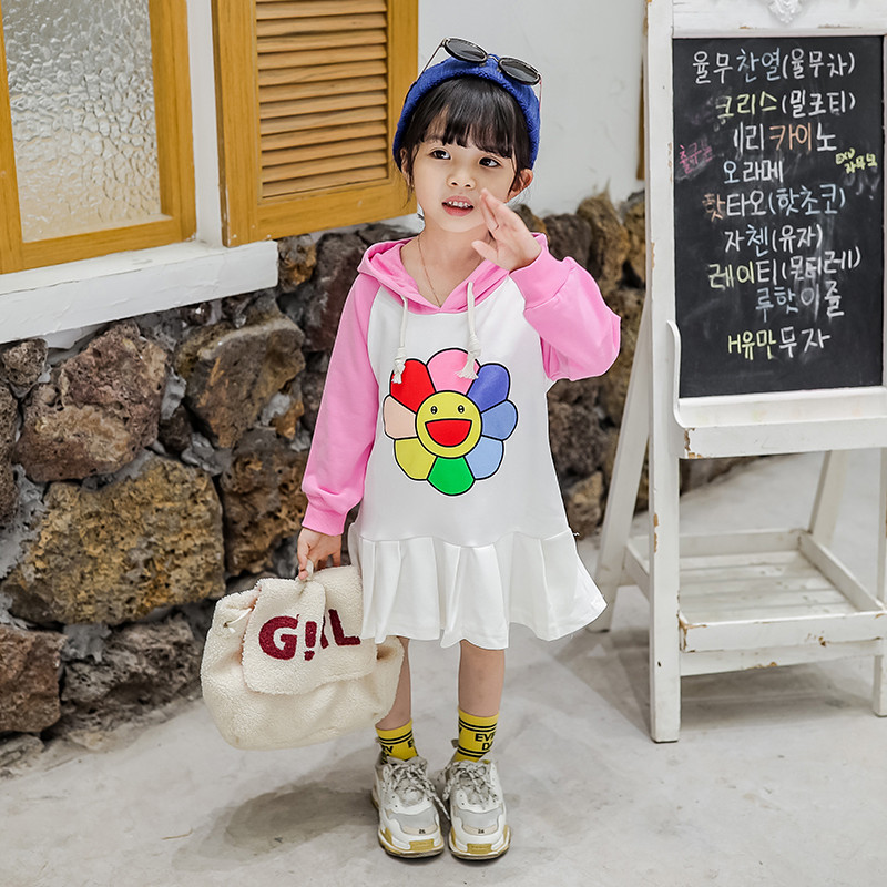 Rochie casual pentru copii in trei culori cu aplicatie