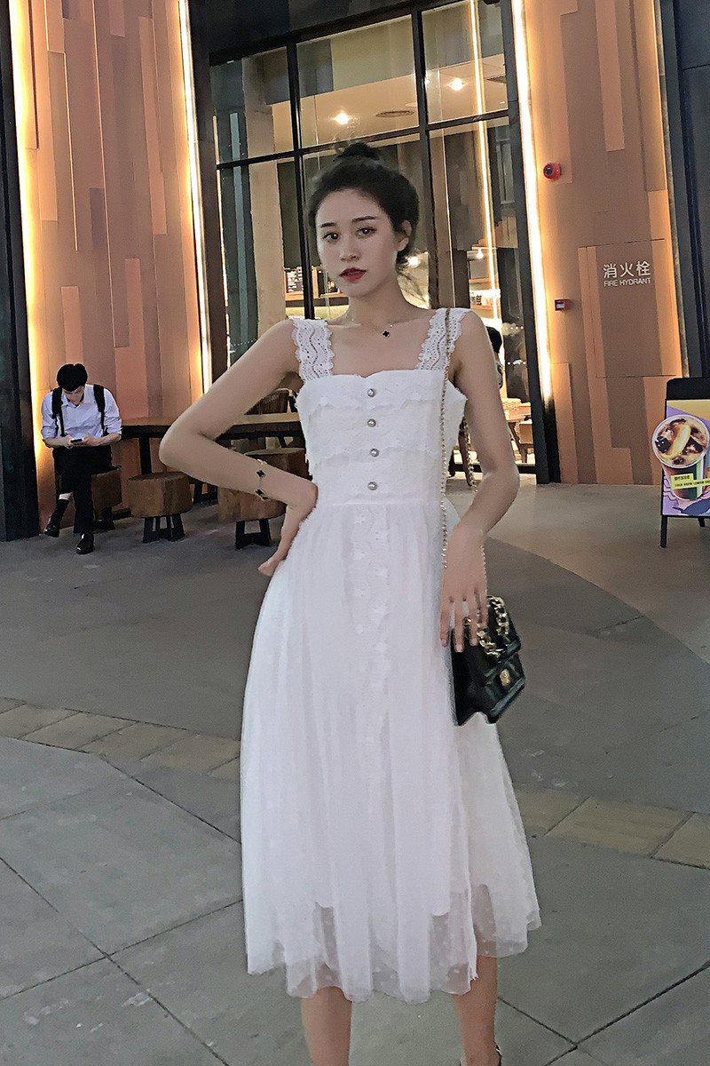 Actuala rochie lunga de dama alb cu dantela si tul