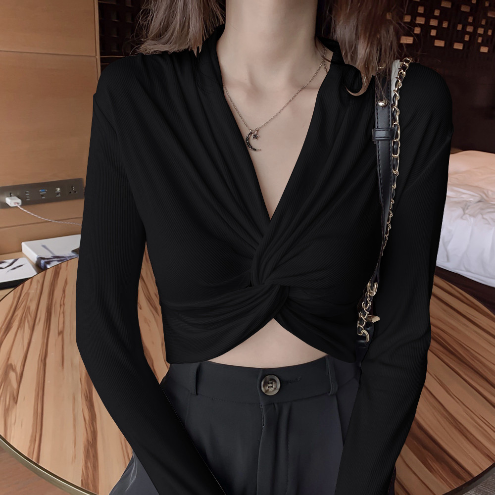 Bluza scurta de dama cu decolteu spitz in mai multe culori