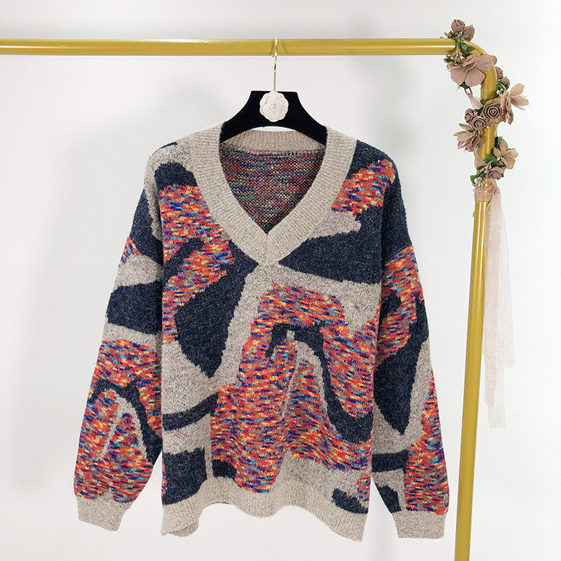 Pulover de dama cu decolteu spitz si maneci lungi in trei culori