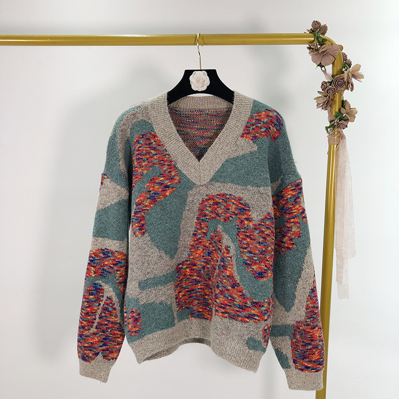 Pulover de dama cu decolteu spitz si maneci lungi in trei culori