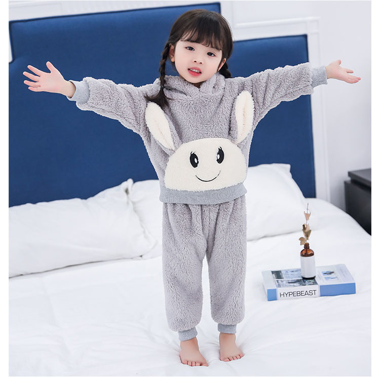 Pijamale pentru fete pentru copii in roz si gri cu element 3D