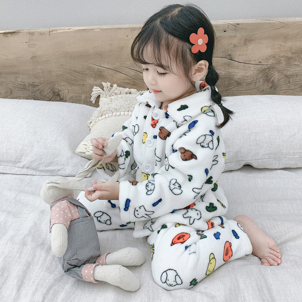 Детска пижама в бял цвят от две части за момичета