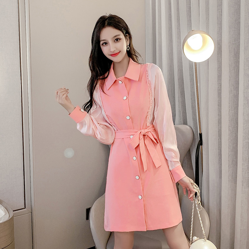 Rochie moderna de dama de culoare roz - model drept cu maneci lungi