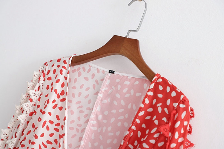 Cămașă de damă cu decolteu profund și mâneci lungi