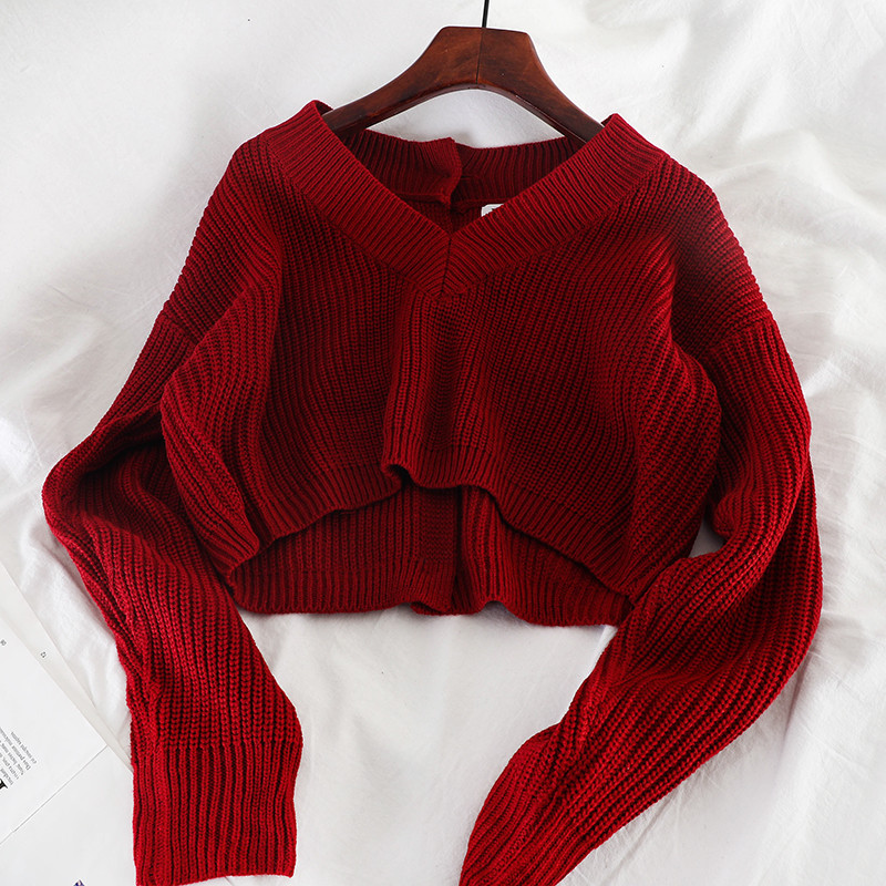 Pulover scurt de dama cu nasturi la spate in diferite culori