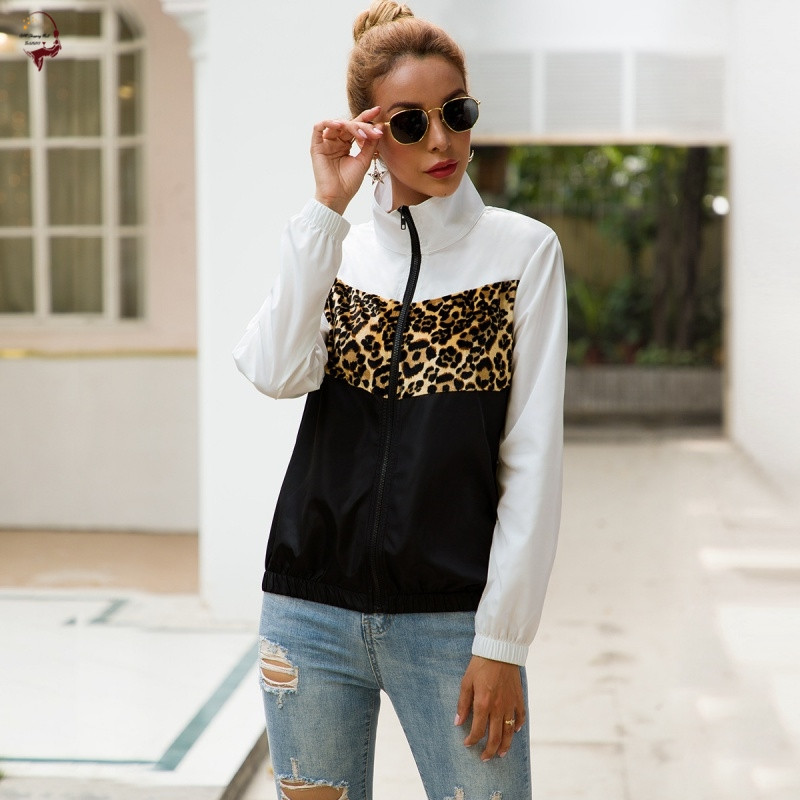 Hanorac modern de dama cu fermoar si guler inalt in negru