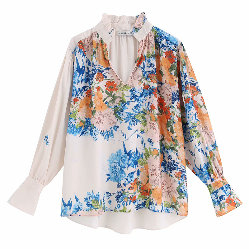 Cămașă de damă cu model floral - model larg