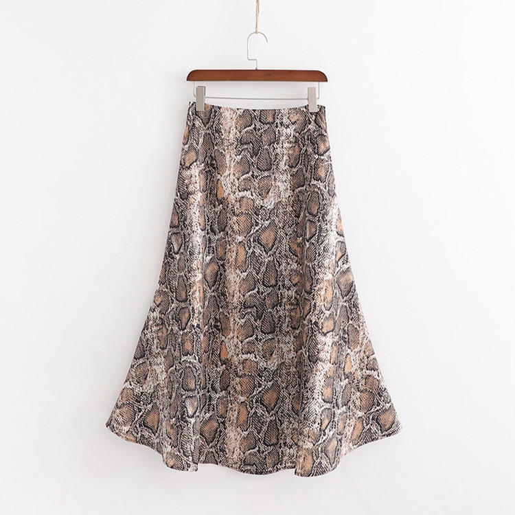Fusta lunga de dama cu crapa si imprimeu animal