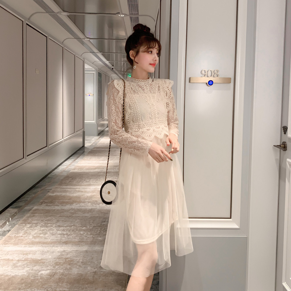 Rochie moderna de dama lunga in trei culori cu dantela si tul