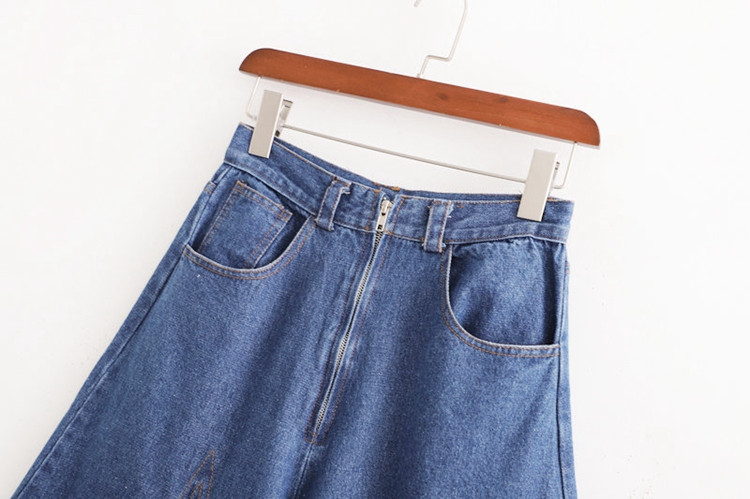 Blugi de dama - model larg cu talie inalta