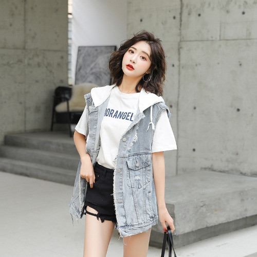 Modern női farmermellény kapucnival