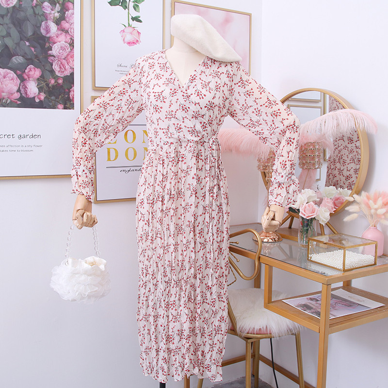 Rochie de dama model nou cu decolteu spitz si maneci lungi - mai multe culori