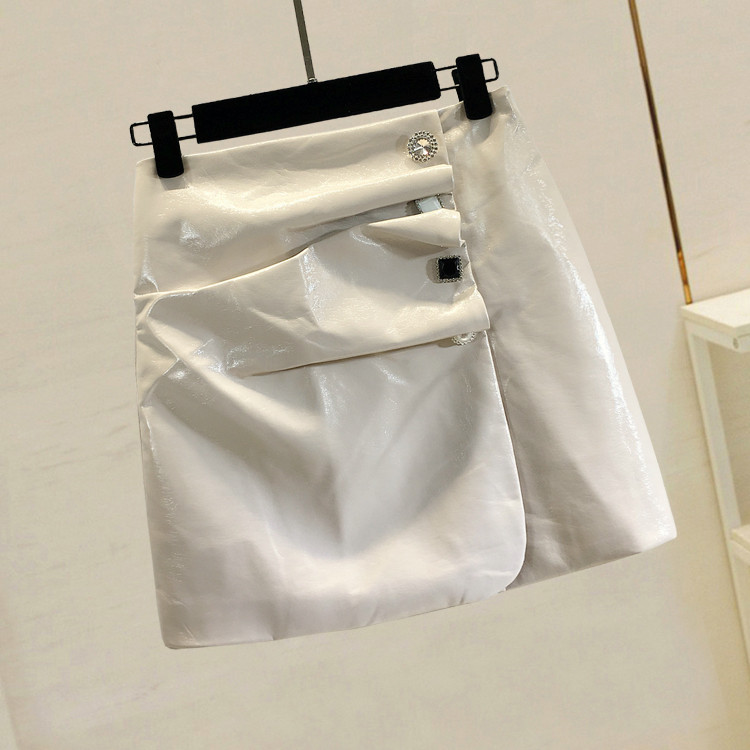 Fusta scurta dama in mai multe culori cu pietre decorative