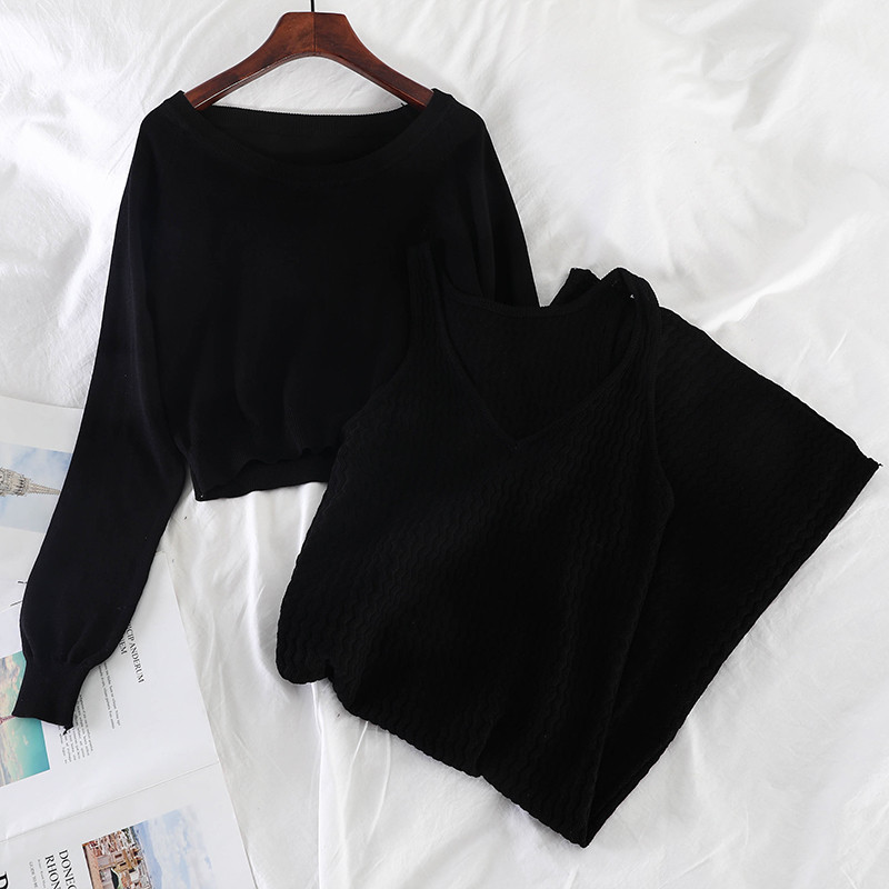 Set de dama de toamna care include pulover si rochie in mai multe culori