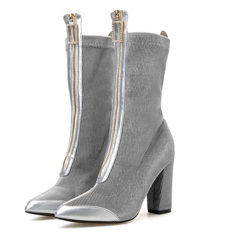 Καθημερινές γυναικείες μπότες με φερμουάρ σε γκρι και μαύρο χρώμα