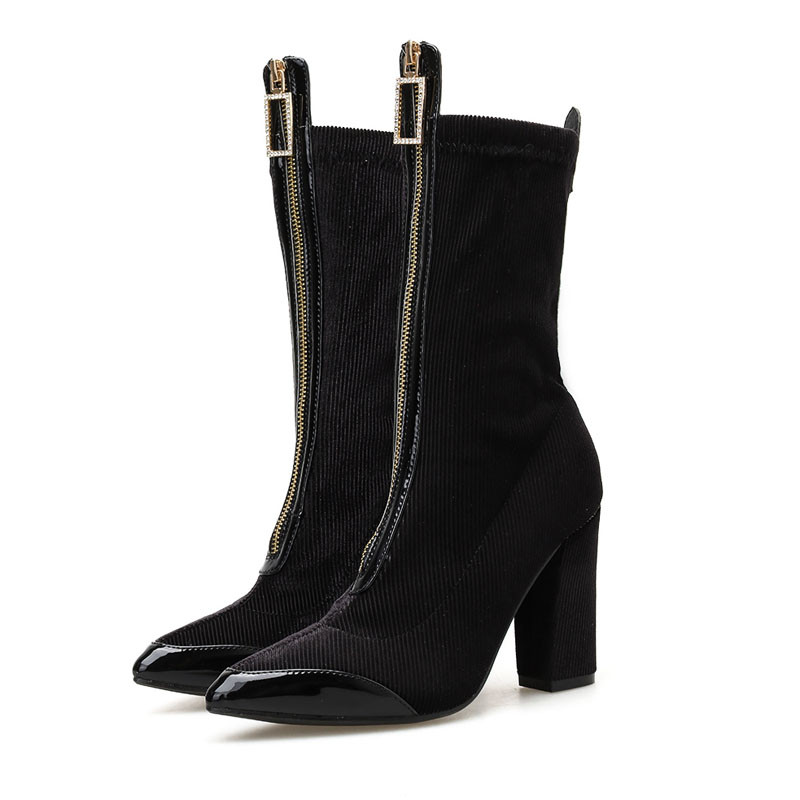 Καθημερινές γυναικείες μπότες με φερμουάρ σε γκρι και μαύρο χρώμα