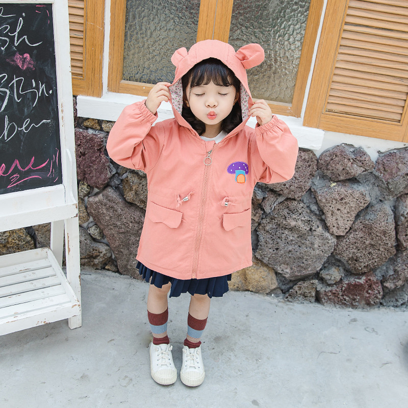 Geaca moderna pentru fete pentru copii in trei culori cu aplicatie si buzunare