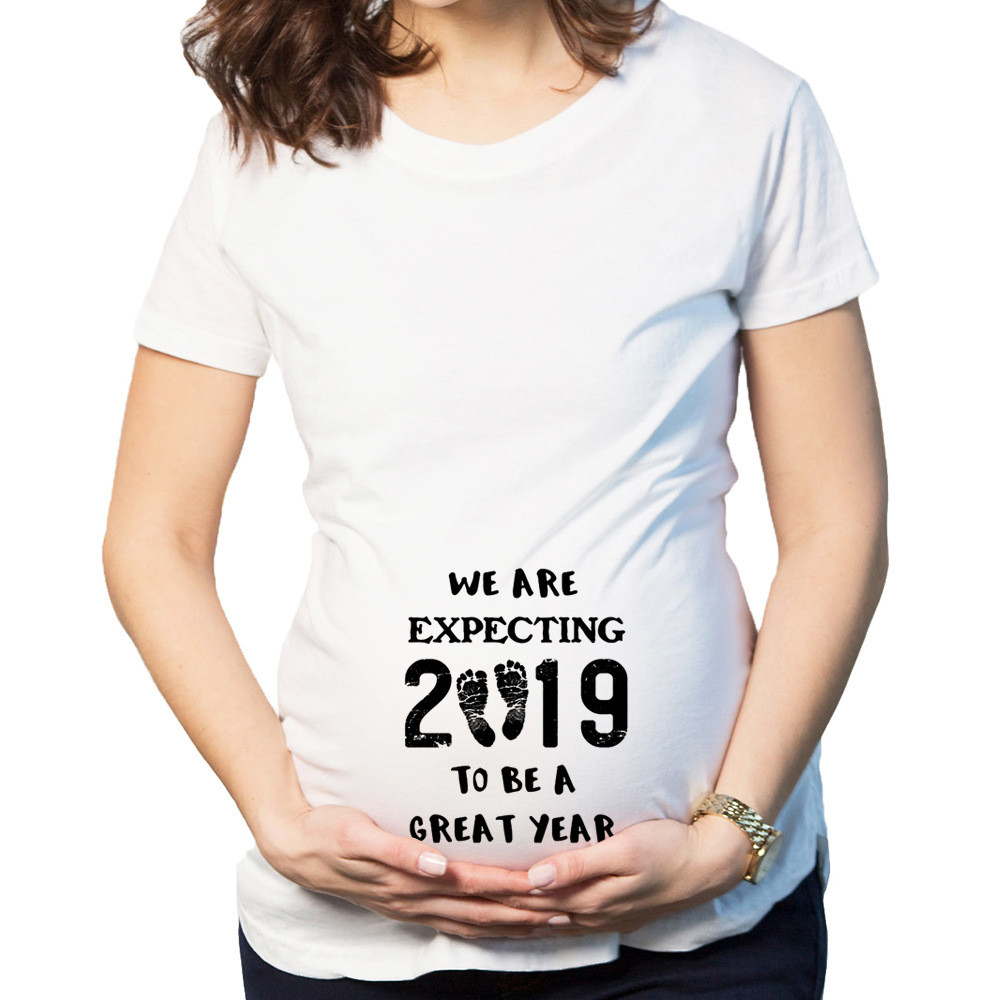 Ежедневна дамска тениска за бременни с надпис на корема 