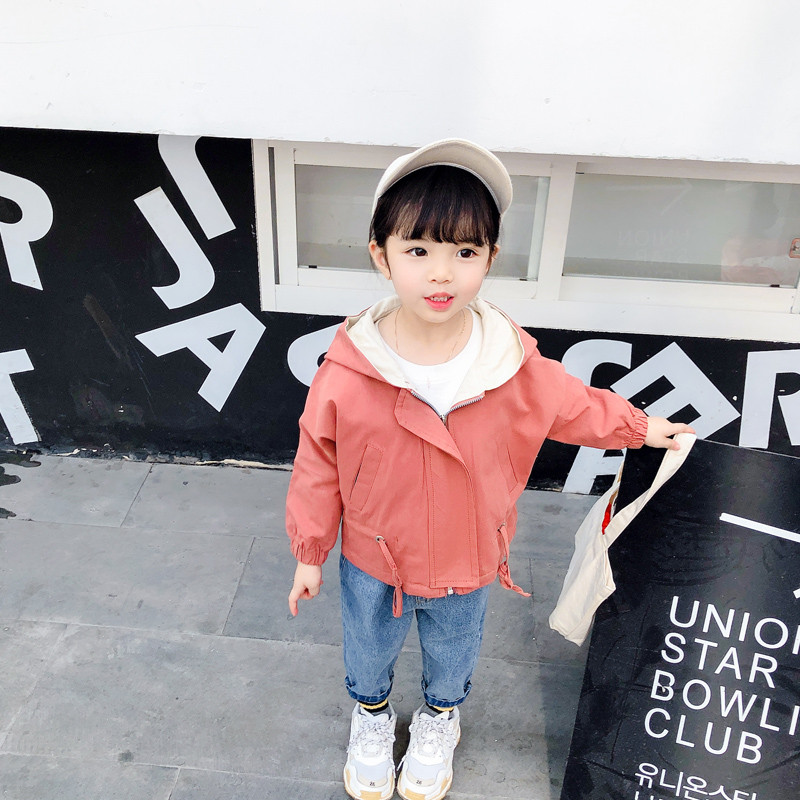 Geaca zilnica pentru copii pentru fete cu inscriptie si cravate