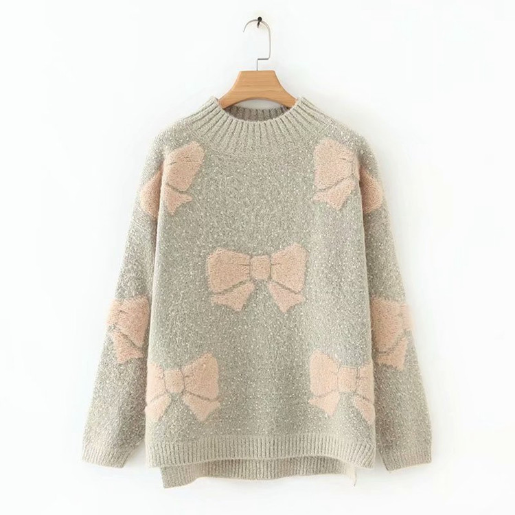 Pulover de dama cu aplicatie - panglica in trei culori