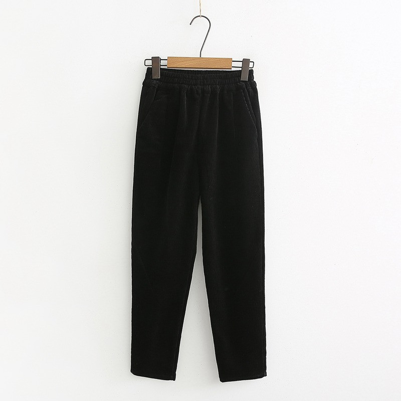 Pantaloni moderni de dama cu buzunare in alb, negru, roz si gri