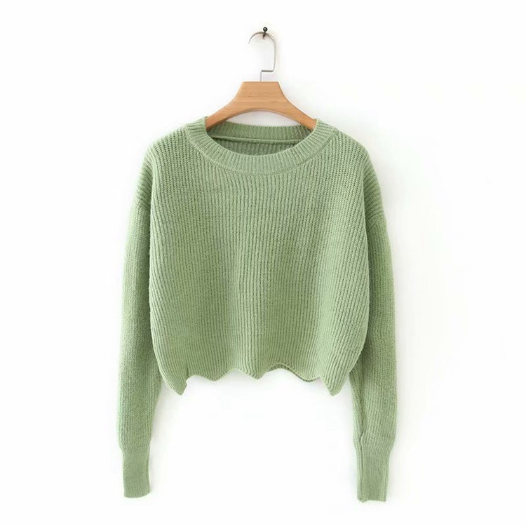 Σύντομο γυναικείο πουλόβερ με ωοειδές λαιμόκοψη σε μπλε, μπεζ και πράσινο χρώμα