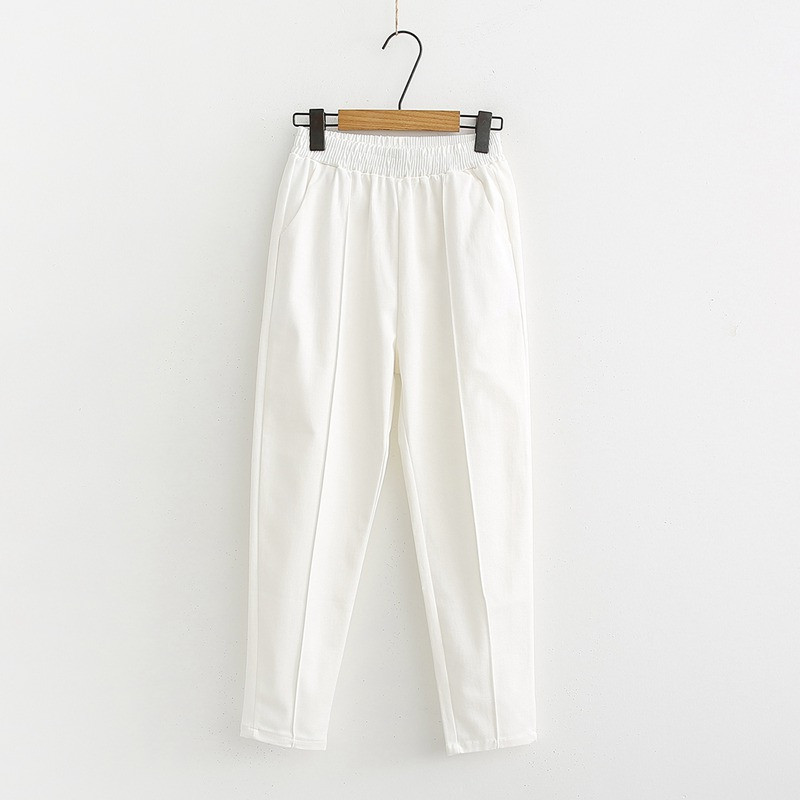 Pantaloni casual dama in alb, negru si maro