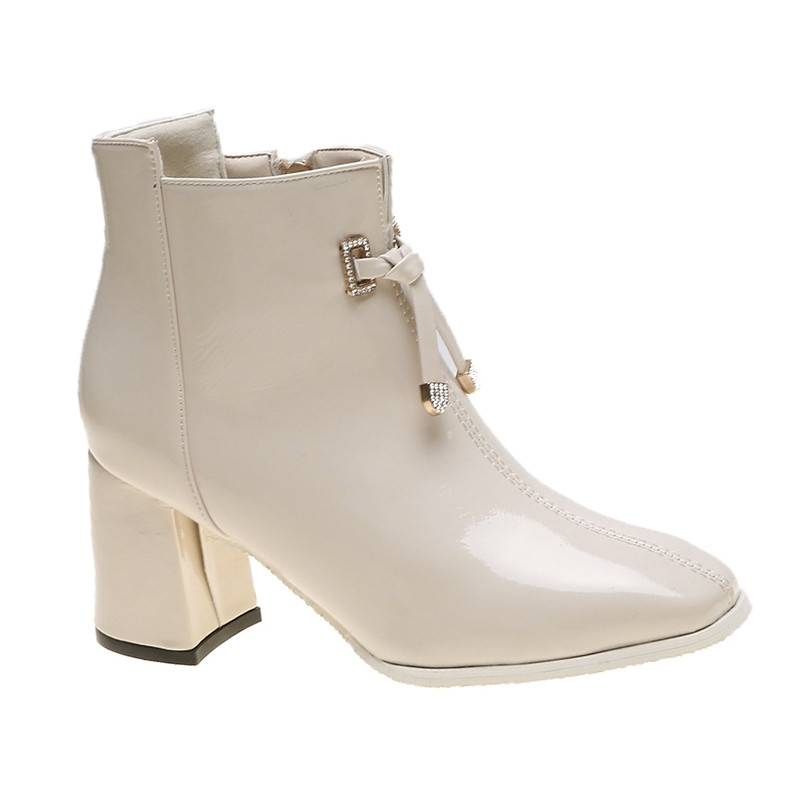 Γυναικείες μπότες από οικολογικό δέρμα με φερμουάρ και μεταλλική επένδυση σε τρία χρώματα