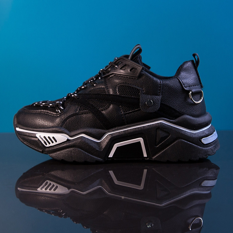 Öko bőrből készült női sportcipő fehér és fekete színben, fűzővel