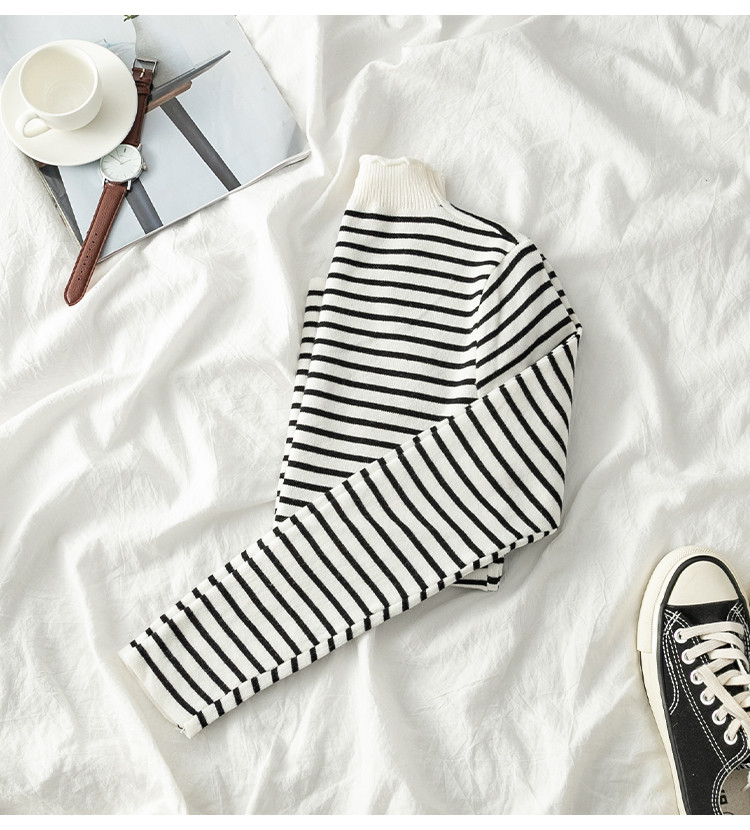 Bluza de dama in dungi cu guler polo in mai multe culori