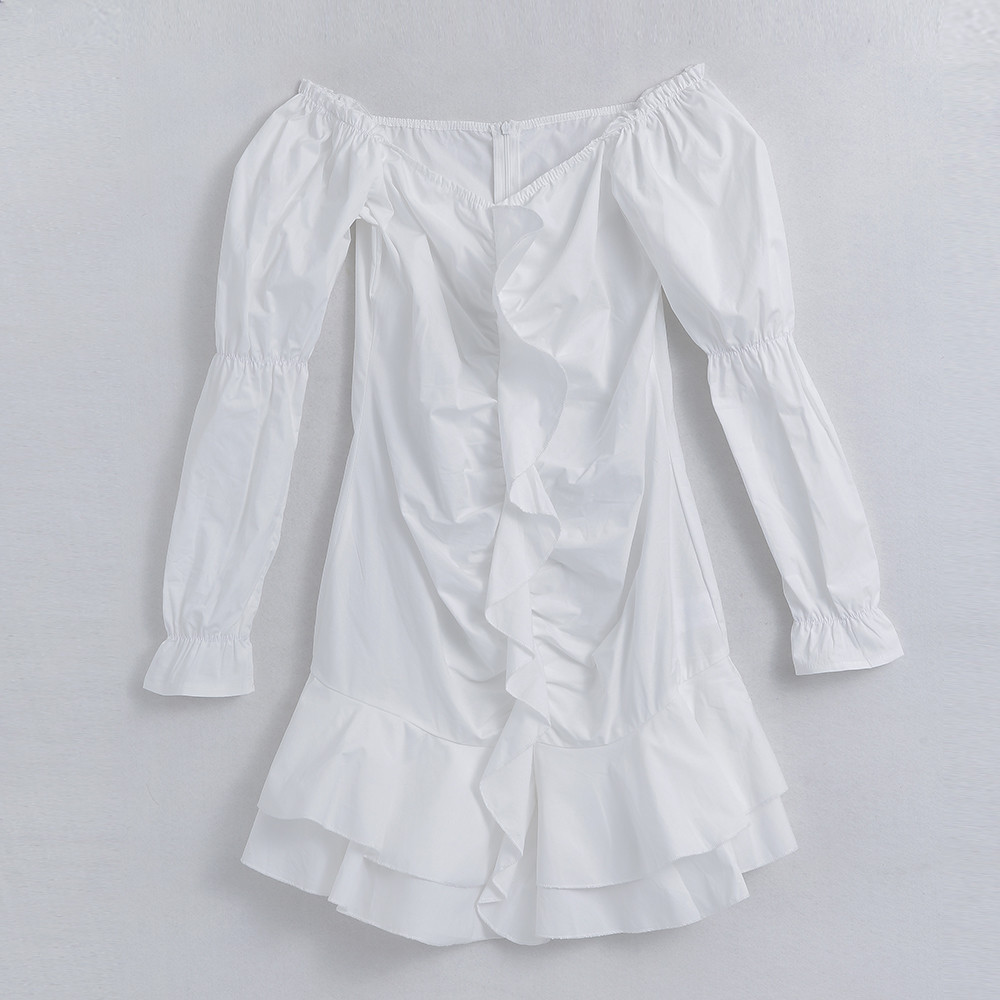 Rochie de dama actuala in alb - model montat