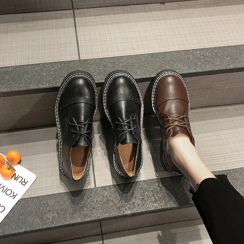 Стилни дамски обувки с връзки в черен и кафяв цвят