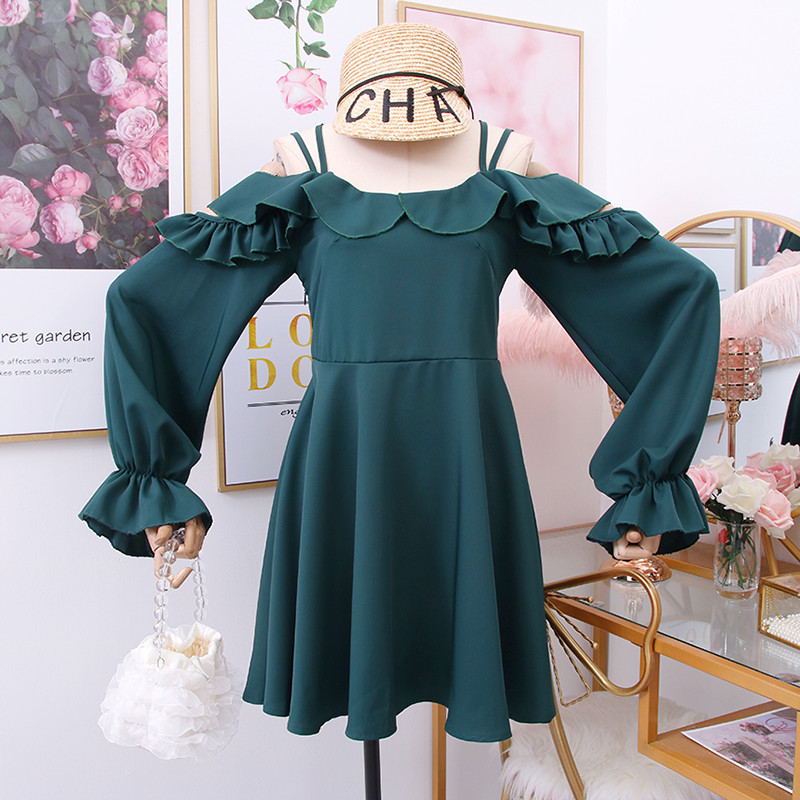 Rochie moderna de dama cu umerii goi in doua culori