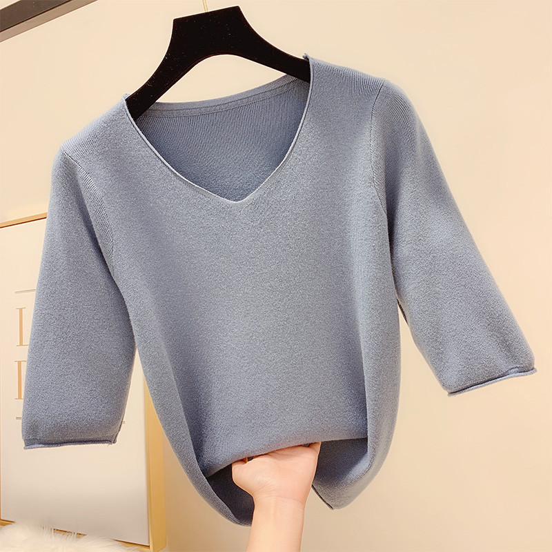 Női blúz 3/4 ujjal, spitz nyakkivágással, négy színben