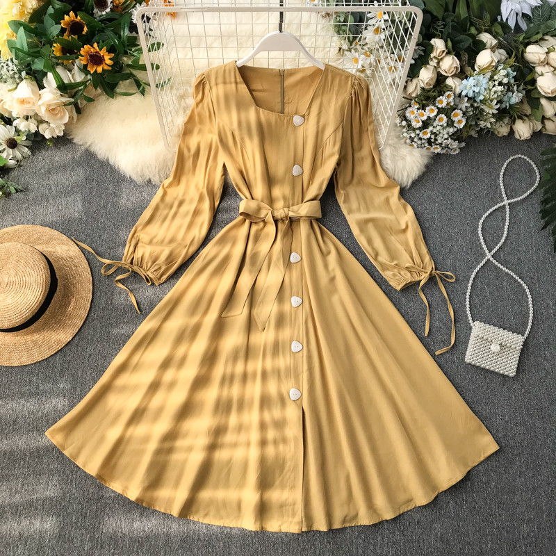 Rochie de dama cu nasturi si curea in patru culori