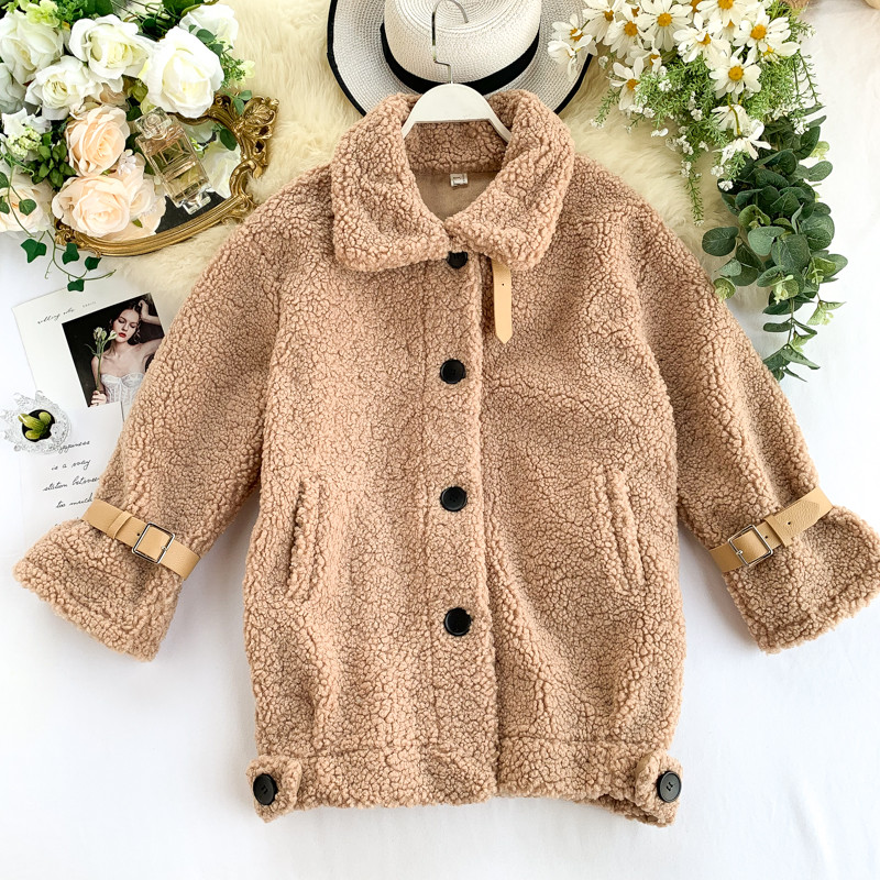 Geaca de dama moderna cu nasturi si guler in mai multe culori