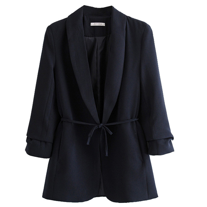 Стилно дамско сако с шпиц яка в тъмно син цвят 