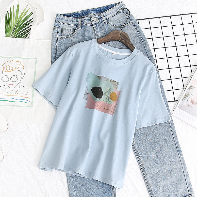 Tricou de damă model nou cu decolteu O în albastru și alb