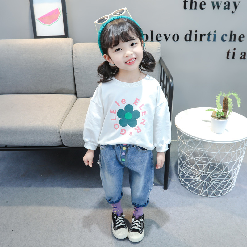 Bluza moderna pentru copii in trei culori cu aplicatie pentru fete